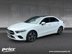 Weiß Gebraucht 2023 Mercedes A200 Progressive Limousine | 33.470 € (Teuer)