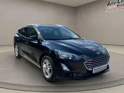 Shadow black Gebraucht 2019 Ford Focus Cool & Connect Limousine | 12.940 €