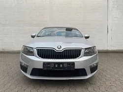 Silber Gebraucht 2015 Skoda Octavia RS Limousine | 10.800 € (Teuer)
