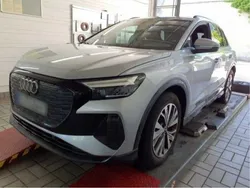 Silber Gebraucht 2022 Audi Q4 e-tron Sport SUV | 36.960 € (Fairer Preis)