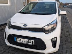 Weiß Gebraucht 2020 Kia Picanto Attract Kleinwagen | 8.500 € (Fairer Preis)