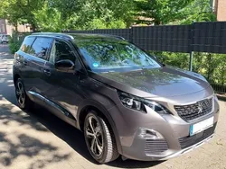 Grau Gebraucht 2019 Peugeot 5008 GTi Van / Kleinbus | 25.980 € (Guter Preis)