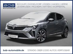 Grau Gebraucht 2024 Renault Clio V Techno Limousine | 17.748 € (Fairer Preis)