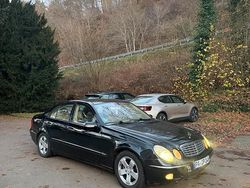 Schwarz Gebraucht 2005 Mercedes E320 Limousine | 2.200 € (Superpreis)
