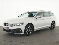 Pure white Gebraucht 2021 VW Passat GTE Limousine | 24.972 € (Fairer Preis)