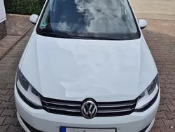 Weiß Gebraucht 2020 VW Sharan Comfortline Van / Kleinbus | 17.300 € (Superpreis)