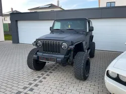 Schwarz Gebraucht 2003 Jeep Wrangler SUV | 30.000 €