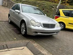 Gebraucht 2001 Mercedes C220 Classic Limousine | 2.500 € (Fairer Preis)