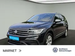 Deep black perleffekt Gebraucht 2024 VW Tiguan Allspace Life SUV | 35.990 € (Superpreis)