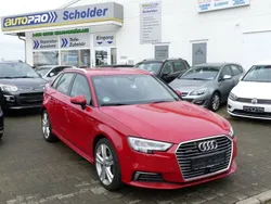 Rot Gebraucht 2020 Audi A3 e-tron Sport Kleinwagen | 18.900 € (Fairer Preis)