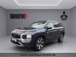 Grau Neu 2025 Mitsubishi Outlander P-HEV Top SUV | 49.990 €