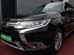 Schwarz Gebraucht 2020 Mitsubishi Outlander P-HEV Plus SUV | 19.979 € (Guter Preis)
