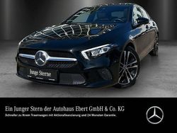 Schwarz Gebraucht 2020 Mercedes A200 Limousine | 27.770 € (Etwas zu teuer)