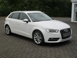 Weiß Gebraucht 2015 Audi A3 Ambiente Limousine | 15.900 € (Etwas zu teuer)