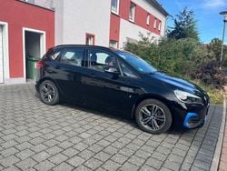 Schwarz Gebraucht 2018 BMW 225 Active Tourer Sport Line Van / Kleinbus | 13.900 € (Guter Preis)