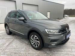 Grau Gebraucht 2017 VW Tiguan Sound SUV | 20.190 € (Superpreis)