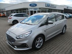 Silber Gebraucht 2021 Ford S-MAX Titanium Van / Kleinbus | 26.950 € (Guter Preis)