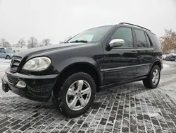 Schwarz Gebraucht 2003 Mercedes ML400 SUV | 5.999 €