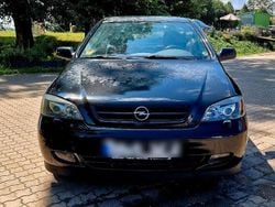 Schwarz Gebraucht 2004 Opel Astra Coupé | 1.490 € (Guter Preis)