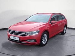 Rot Gebraucht 2022 VW Passat Business Kombi | 18.790 € (Superpreis)
