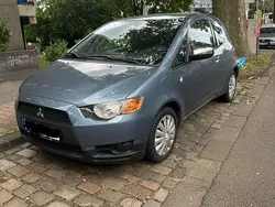 Blau Gebraucht 2009 Mitsubishi Colt Kleinwagen | 1.850 € (Fairer Preis)