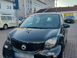 Schwarz Gebraucht 2015 Smart ForFour Kleinwagen | 9.500 € (Fairer Preis)