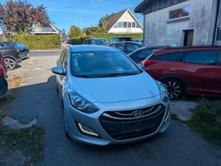 Gebraucht 2014 Hyundai i30 Classic Kombi | 3.500 € (Etwas zu teuer)