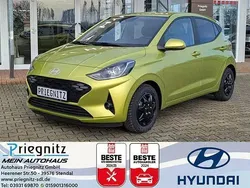 Aurora grey / met (grau) Gebraucht 2024 Hyundai i10 Prime Kleinwagen | 18.490 € (Fairer Preis)