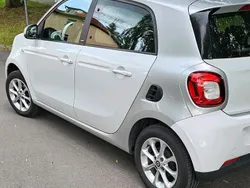 Weiß Gebraucht 2014 Smart ForFour Passion Kleinwagen | 4.999 € (Fairer Preis)