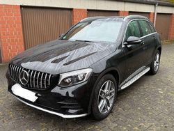 Schwarz Gebraucht 2018 Mercedes GLC350 AMG line SUV | 30.700 € (Fairer Preis)