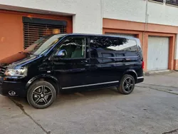 Deep black perleffekt Gebraucht 2015 VW T5 Comfortline Van | 25.499 € (Fairer Preis)