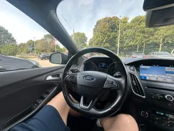 Grau Gebraucht 2017 Ford Focus ST-Line Kombi | 6.699 € (Guter Preis)