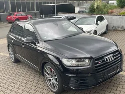 Schwarz Gebraucht 2018 Audi SQ7 S-Line SUV | 49.890 € (Fairer Preis)