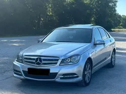 Silber Gebraucht 2012 Mercedes C200 Avantgarde Limousine | 11.999 € (Guter Preis)