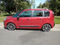 Rot Gebraucht 2014 Citroën C3 Picasso SELECTION Van / Kleinbus | 4.600 € (Fairer Preis)