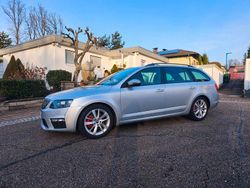 Silber Gebraucht 2017 Skoda Octavia RS Kombi | 13.500 € (Fairer Preis)