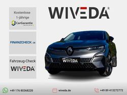 Grau Gebraucht 2022 Renault Mégane Evolution SUV | 21.999 € (Guter Preis)