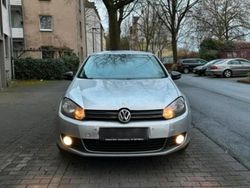 Silber Gebraucht 2011 VW Golf Style Limousine | 3.333 € (Fairer Preis)