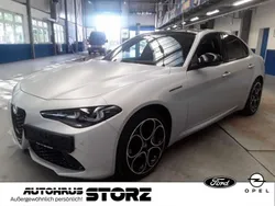 Weiß Gebraucht 2023 Alfa Romeo Giulia Competizione Limousine | 44.900 € (Etwas zu teuer)