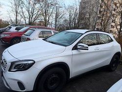 Weiß Gebraucht 2019 Mercedes GLA180 SUV | 20.000 € (Etwas zu teuer)