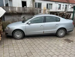Silber Gebraucht 2007 VW Passat Limousine | 1.100 €