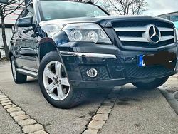 Schwarz Gebraucht 2011 Mercedes GLK200 SUV | 9.900 € (Fairer Preis)
