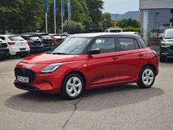 Rot Gebraucht 2025 Suzuki Swift Comfort Limousine | 17.900 € (Fairer Preis)