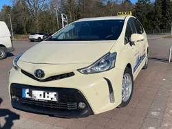 Weiß Gebraucht 2017 Toyota Prius+ Plus Van / Kleinbus | 21.000 €