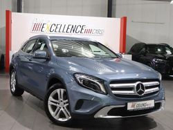 Blau Gebraucht 2015 Mercedes GLA200 Urban SUV | 15.700 € (Fairer Preis)