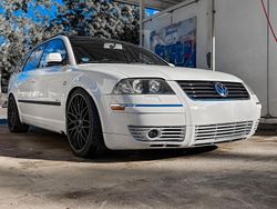 Weiß Gebraucht 2001 VW Passat Kombi | 3.000 €