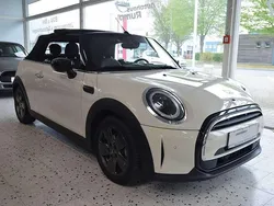 Pepper white Gebraucht 2021 Mini Cooper Cabriolet Classic Cabrio | 23.950 € (Fairer Preis)