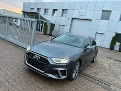Grau Gebraucht 2023 Audi A4 S-Line Limousine | 34.980 € (Guter Preis)