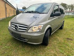 Grau Gebraucht 2011 Mercedes Vito Van / Kleinbus | 13.551 €