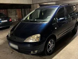 Blau Gebraucht 2005 Ford Galaxy Ghia Van / Kleinbus | 2.300 € (Guter Preis)